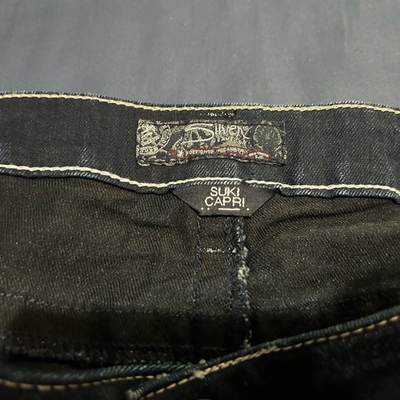 Silver Crops- fits like 22 - Picture 3 of 5